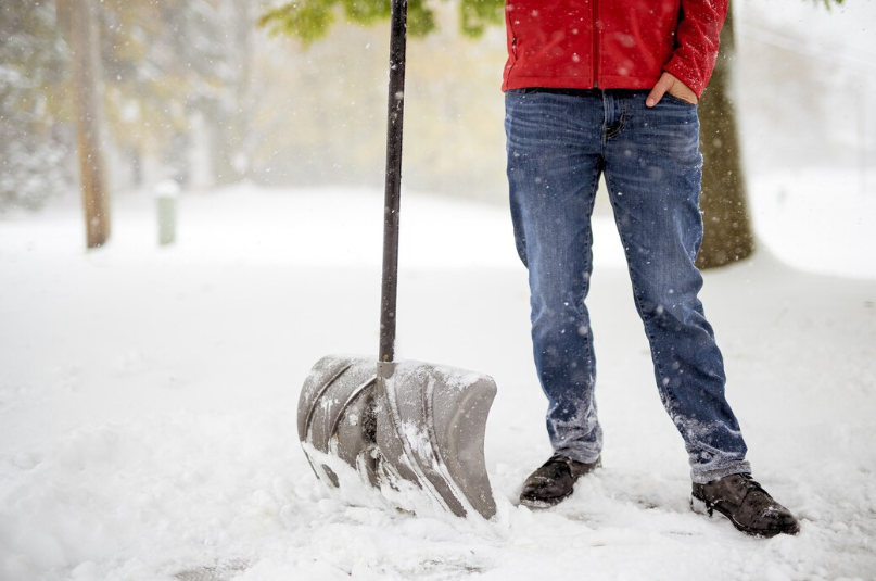 Top Benefits of Professional Residential Snow Removal Services